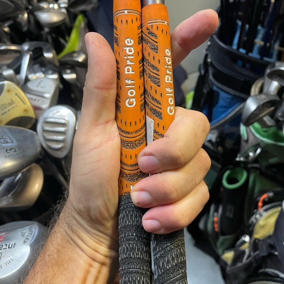 king cobra 3400 transition design GW and PW in right hand
Graphite shafts - Picture 8 of 9